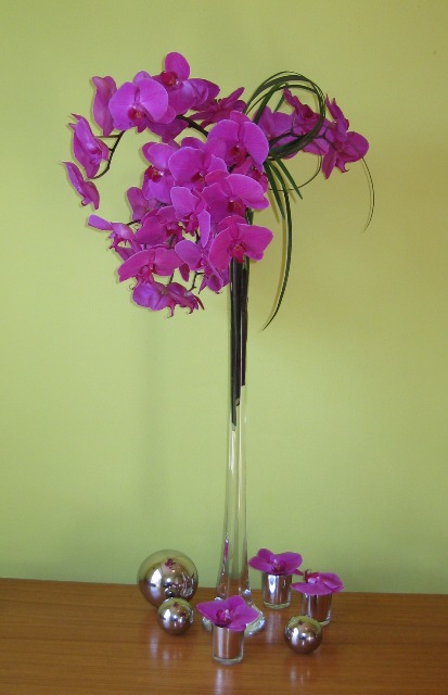 Tall and Modern Orchid Centerpiece