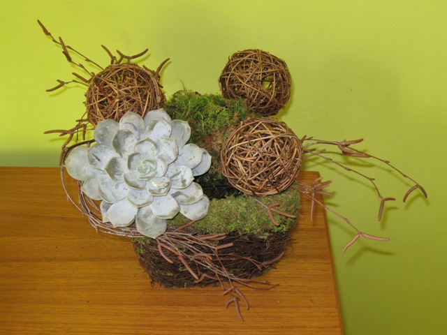 The First Step of the Quirky Woodsy Centerpiece