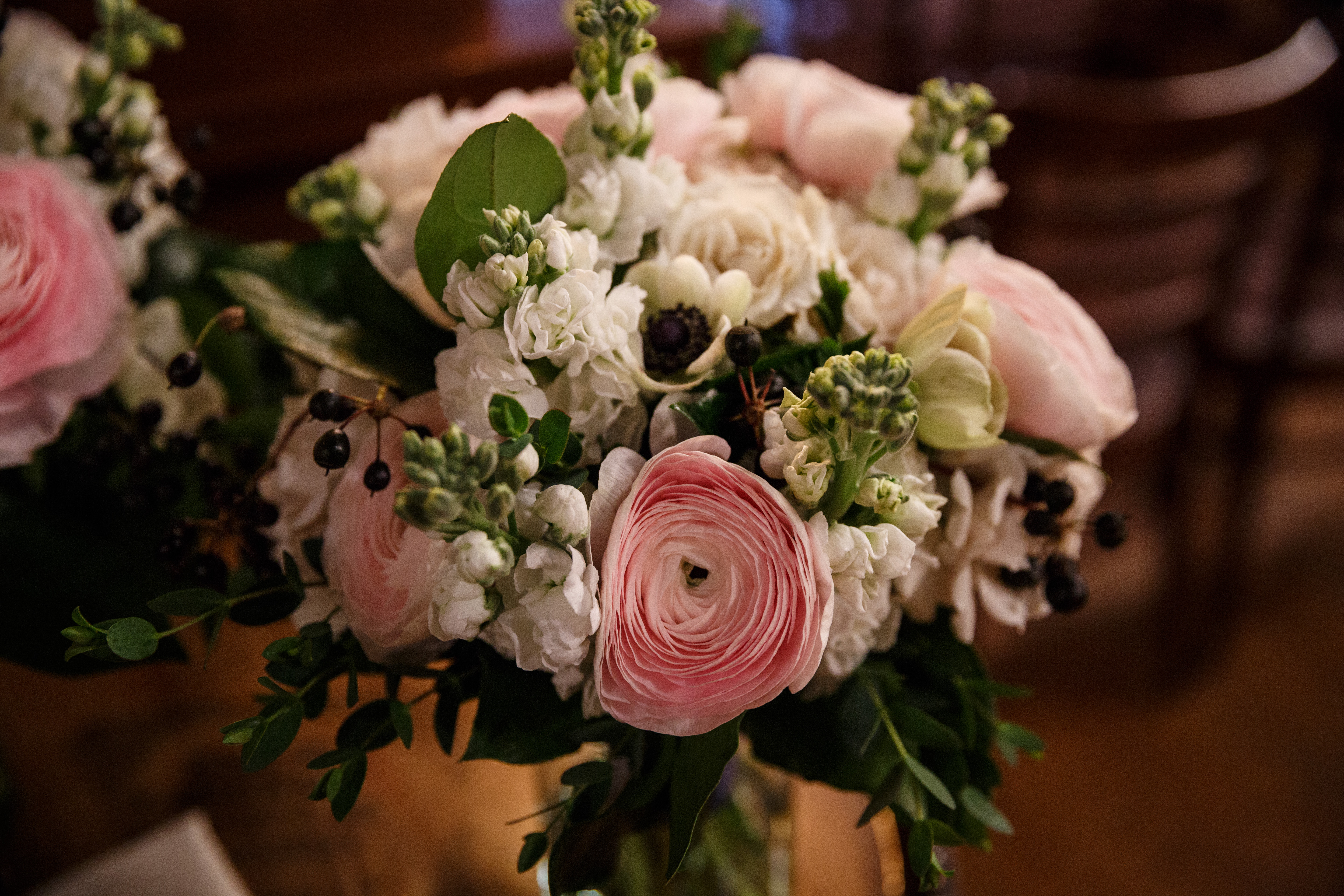 Ranunculus petals never get old, and this pink variety stole the show in the bride’s garden-inspired bouquet.