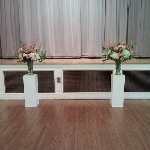 Wedding ceremony flowers at the 19th Century Club in Oak Park.